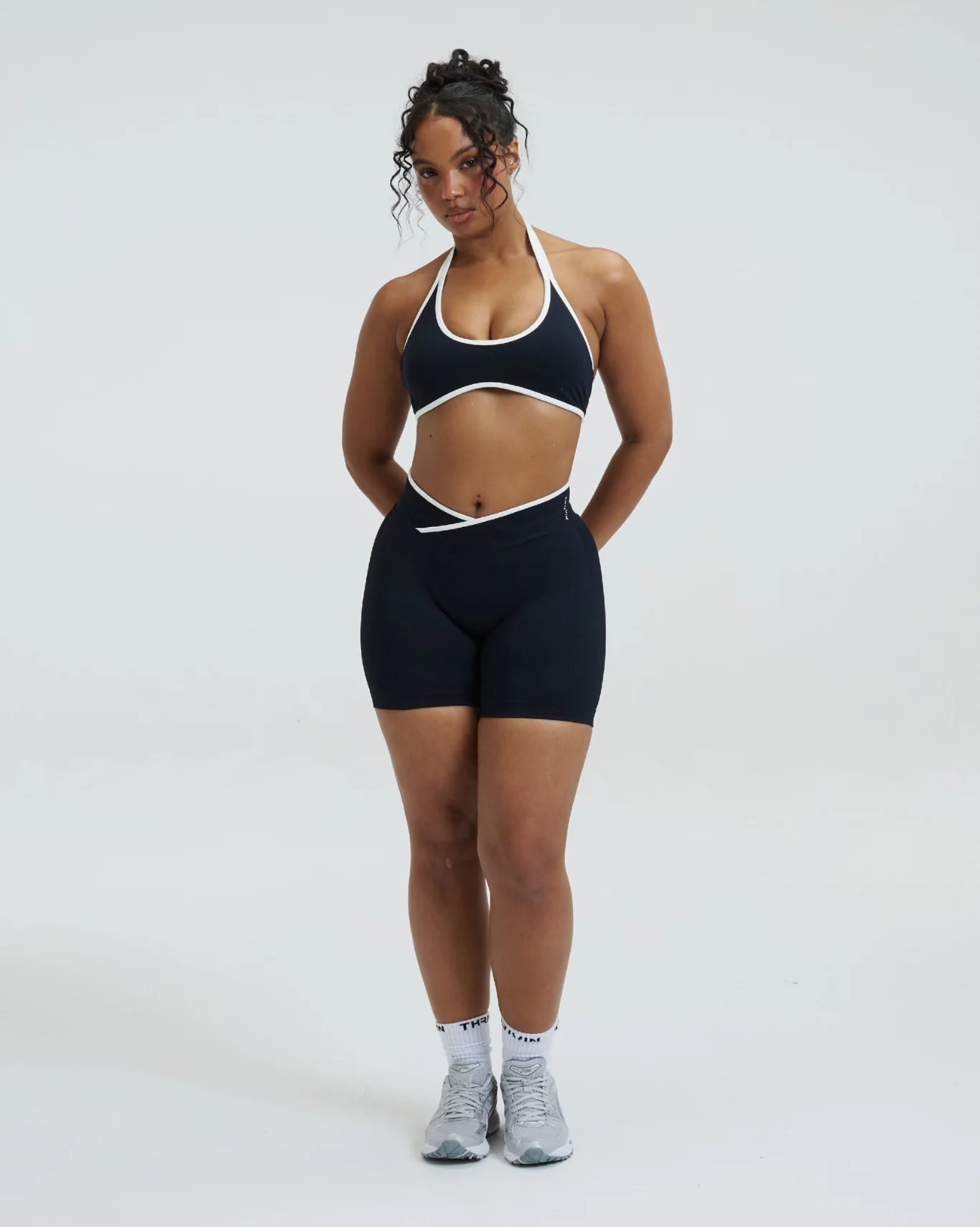 Elevate™ Outline Halterneck Bra | Night Black - Image 5