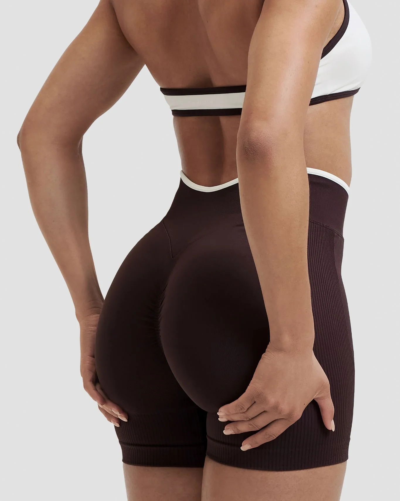Elevate™ Outline Short Scrunch Shorts | Coffee - Image 2