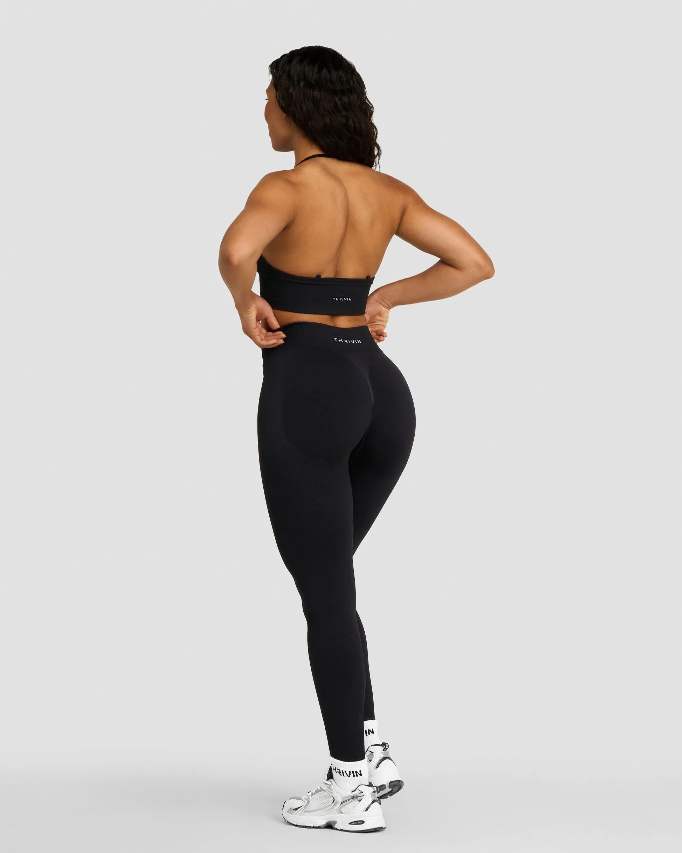 Elevate™ Sculpting Mid Waist Scrunch Leggings | Night Black - Image 5