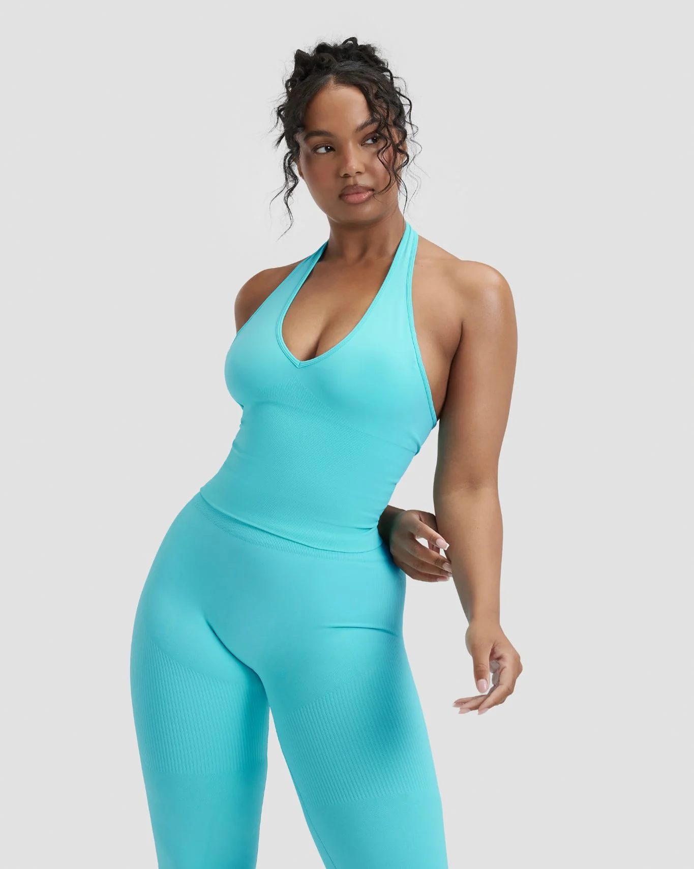 Elevate™ Sculpting Seamless Halterneck Top | Clear Tides
